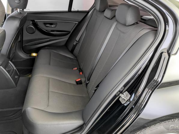 BMW 3 серии VI (F3x) Рестайлинг с пробегом 2017 года, цена 2 000 000 рублей, 146337 км, седан, Автокод Объявления