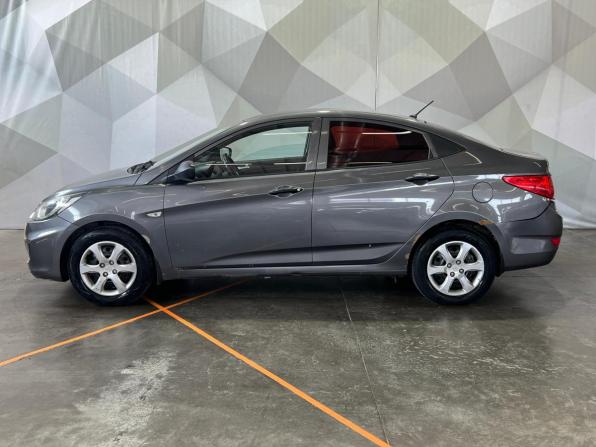 Hyundai Solaris I с пробегом 2013 года, цена 600 000 рублей, 238805 км, седан, Автокод Объявления
