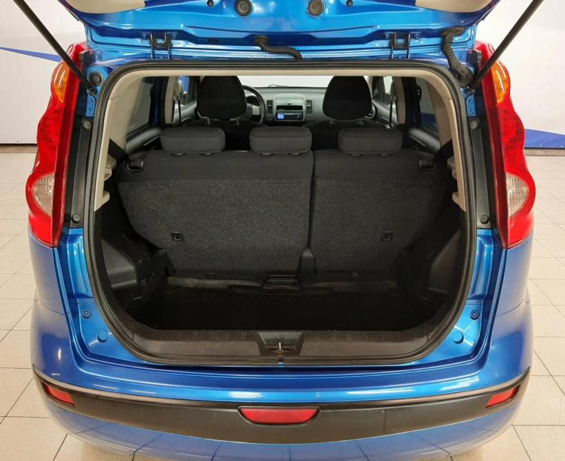 Nissan Note I Москва  - изображение 5