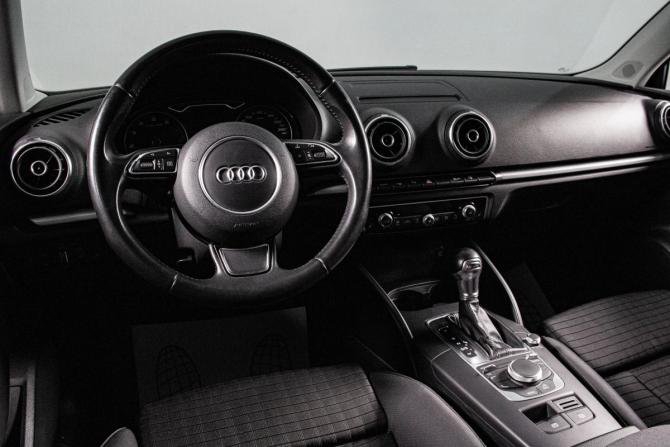 Audi A3 III (8V) с пробегом 2016 года, цена 1 769 000 рублей, 74000 км, седан, Автокод Объявления
