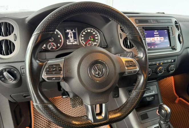 Volkswagen Tiguan I Рестайлинг с пробегом 2015 года, цена 1 490 000 рублей, 198504 км, внедорожник, Автокод Объявления