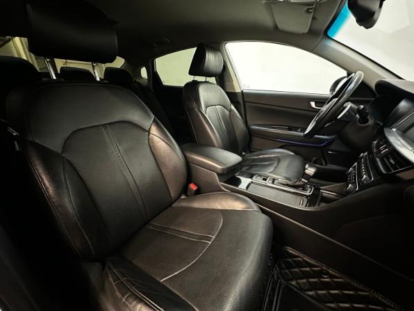 Kia Optima IV Рестайлинг с пробегом 2019 года, цена 1 440 000 рублей, 257526 км, седан, Автокод Объявления
