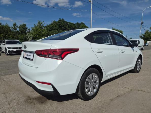 Hyundai Solaris II с пробегом 2017 года, цена 1 160 000 рублей, 161628 км, седан, Автокод Объявления