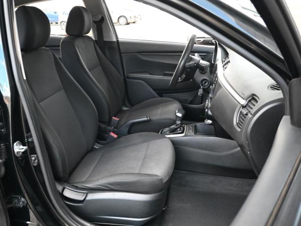 Kia Rio IV Рестайлинг с пробегом 2021 года, цена 1 344 000 рублей, 154272 км, седан, Автокод Объявления