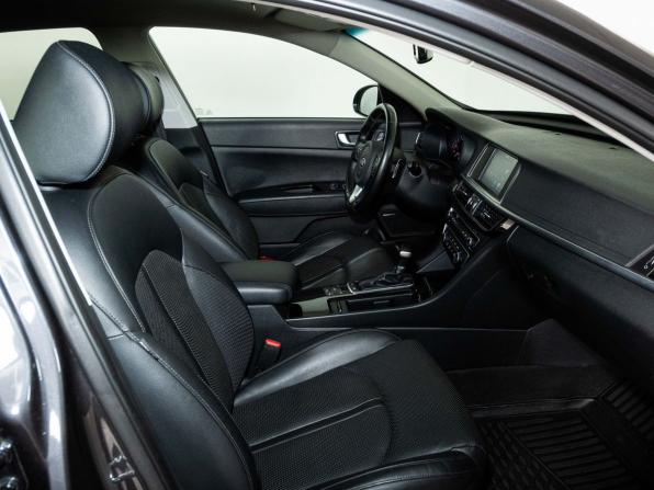 Kia Optima IV с пробегом 2018 года, цена 2 357 000 рублей, 58000 км, седан, Автокод Объявления