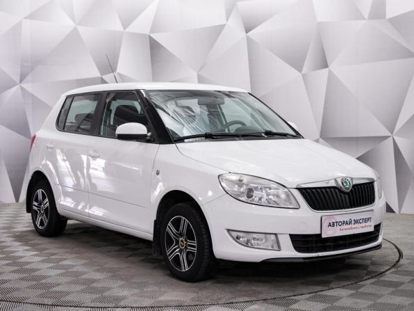 Skoda Fabia II Рестайлинг с пробегом 2011 года, цена 520 000 рублей, 157700 км, хэтчбек, Автокод Объявления