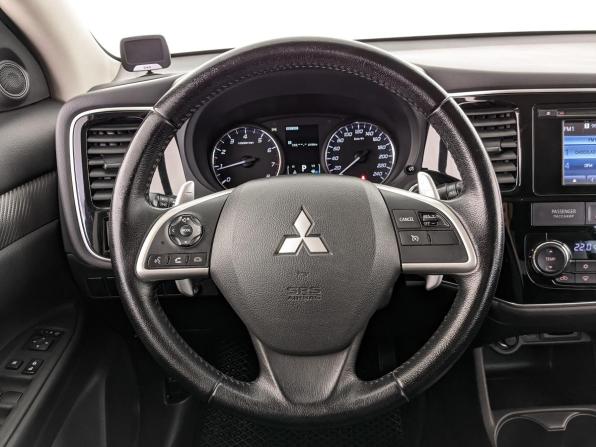 Mitsubishi Outlander III с пробегом 2014 года, цена 2 300 000 рублей, 43000 км, внедорожник, Автокод Объявления