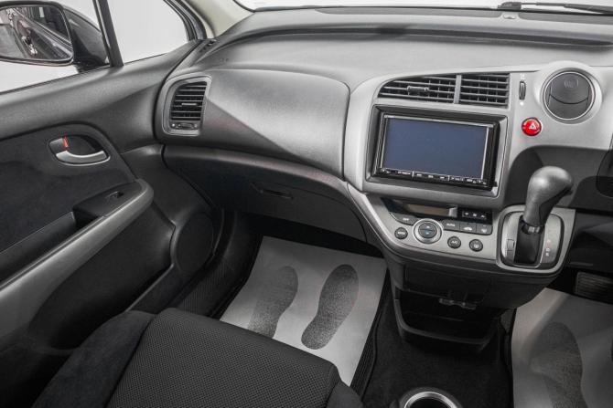 Honda Stream II с пробегом 2007 года, цена 1 269 000 рублей, 78000 км, компактвэн, Автокод Объявления