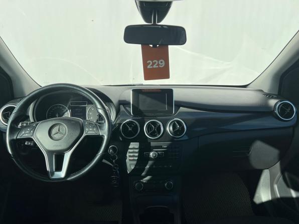 Mercedes-Benz B-Класс II (W246) с пробегом 2013 года, цена 1 020 000 рублей, 213000 км, хэтчбек, Автокод Объявления