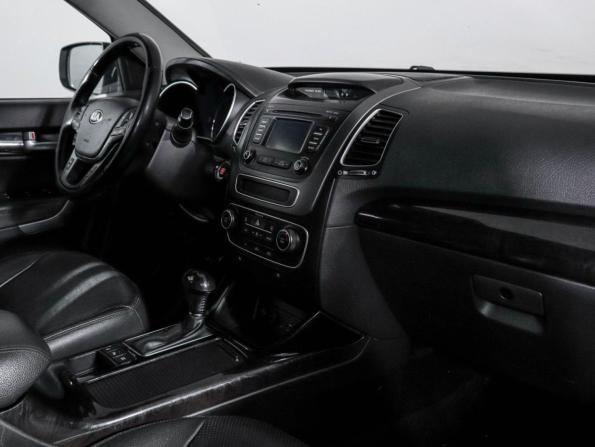 Kia Sorento II Рестайлинг с пробегом 2019 года, цена 2 250 000 рублей, 136236 км, внедорожник, Автокод Объявления