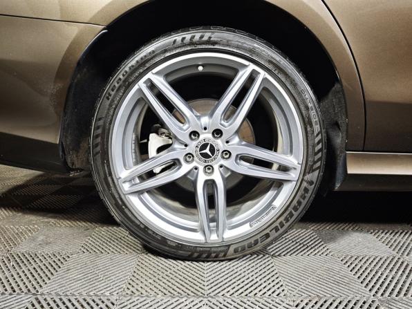Mercedes-Benz E-Класс V (W213 S213 C238) с пробегом 2017 года, цена 2 799 000 рублей, 97000 км, седан, Автокод Объявления
