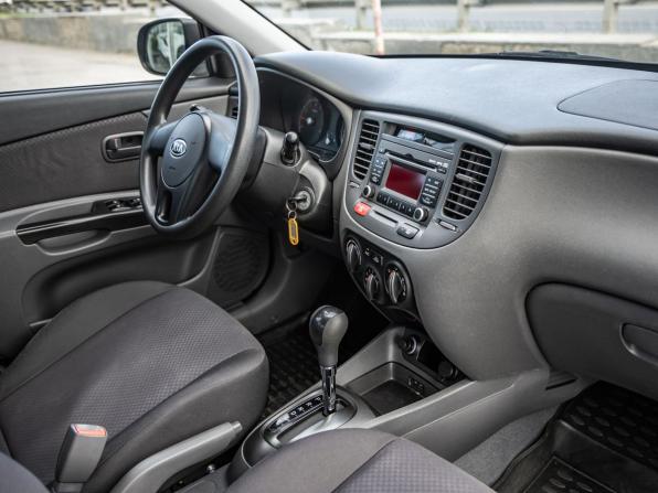 Kia Rio II Рестайлинг с пробегом 2010 года, цена 708 000 рублей, 123612 км, седан, Автокод Объявления