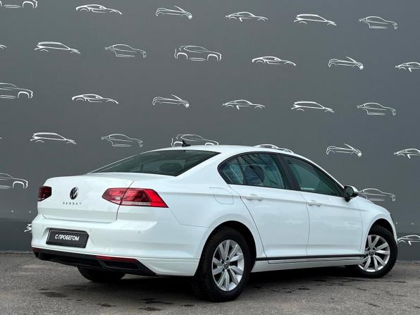 Volkswagen Passat B8 Рестайлинг с пробегом 2020 года, цена 2 178 100 рублей, 56638 км, седан, Автокод Объявления