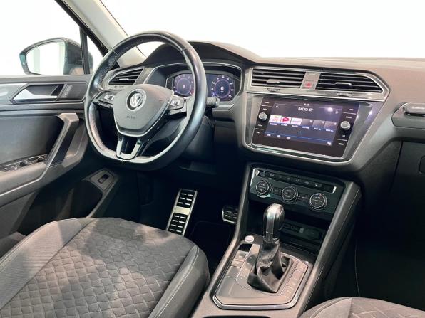 Volkswagen Tiguan II с пробегом 2019 года, цена 2 390 000 рублей, 128707 км, внедорожник, Автокод Объявления