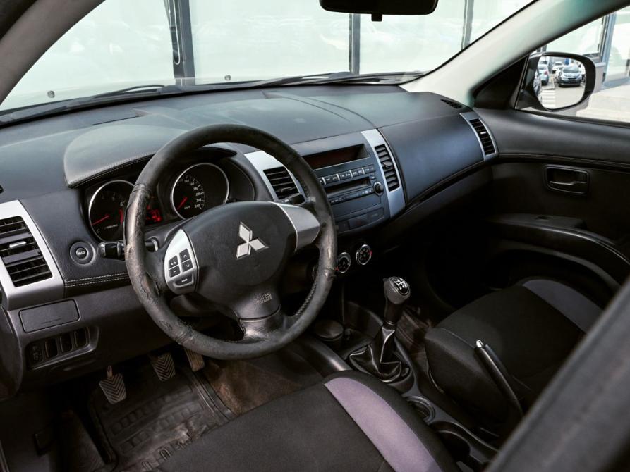 Mitsubishi Outlander II Рестайлинг Екатеринбург  - изображение 13