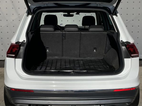 Volkswagen Tiguan II с пробегом 2017 года, цена 2 370 000 рублей, 199736 км, внедорожник, Автокод Объявления