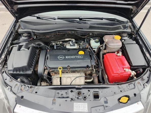 Opel Astra H Рестайлинг с пробегом 2012 года, цена 620 000 рублей, 190610 км, универсал, Автокод Объявления