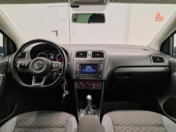 Volkswagen Polo V Рестайлинг с пробегом 2019 года, цена 1 455 000 рублей, 99437 км, седан, Автокод Объявления