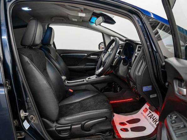 Honda Shuttle II с пробегом 2015 года, цена 1 250 000 рублей, 163000 км, универсал, Автокод Объявления
