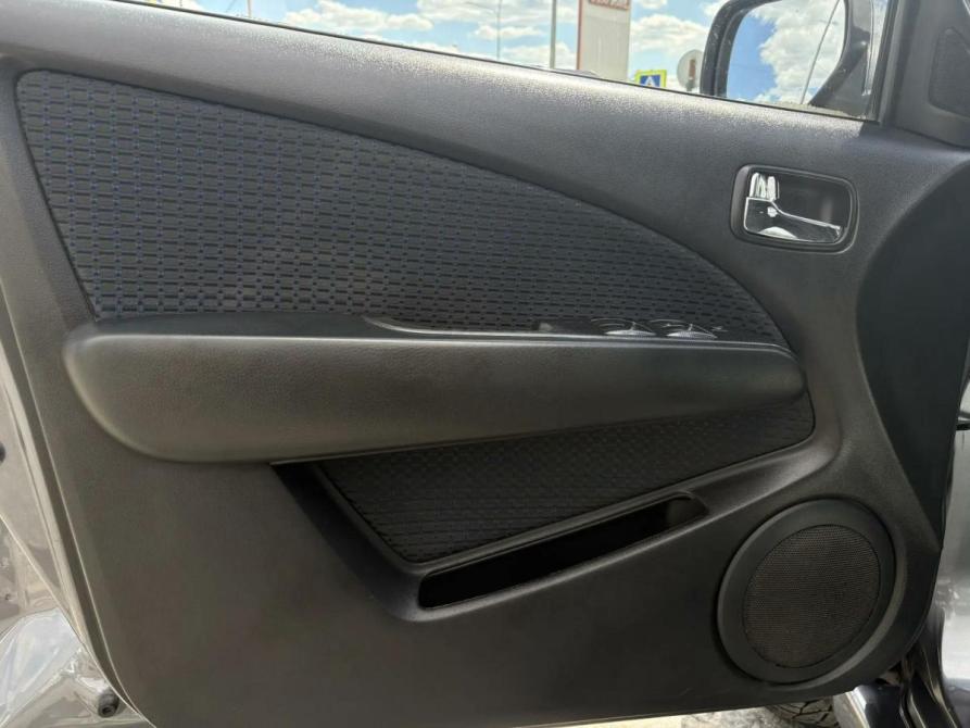 Mitsubishi Outlander I Крым  - изображение 9