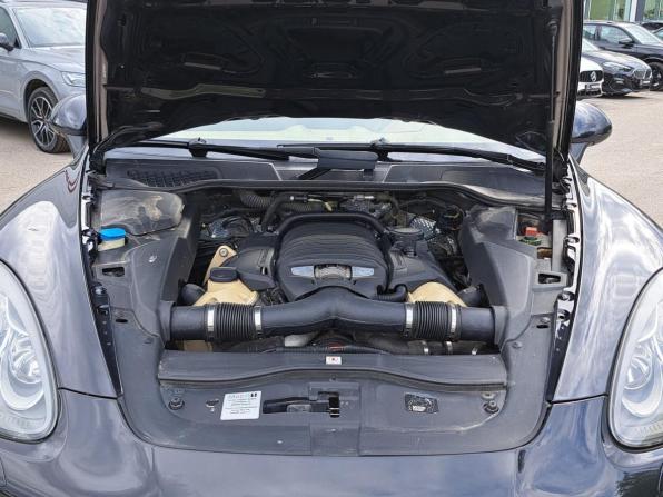 Porsche Cayenne II (958) с пробегом 2011 года, цена 1 990 000 рублей, 262000 км, внедорожник, Автокод Объявления