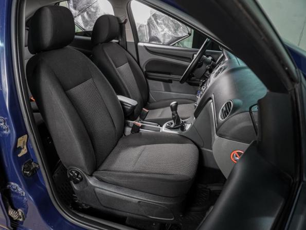 Ford Focus II Рестайлинг с пробегом 2010 года, цена 729 000 рублей, 145870 км, седан, Автокод Объявления
