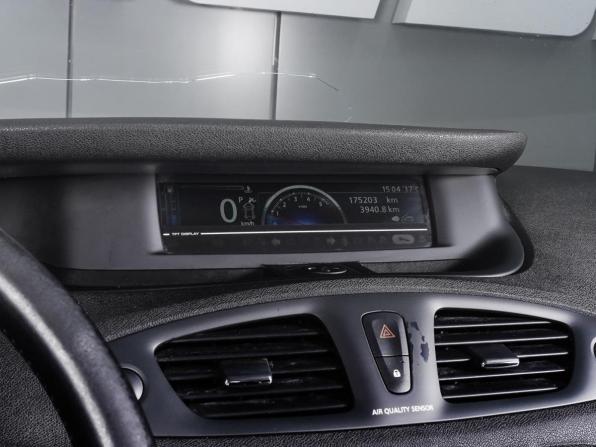 Renault Scenic III Рестайлинг с пробегом 2013 года, цена 870 000 рублей, 175203 км, компактвэн, Автокод Объявления