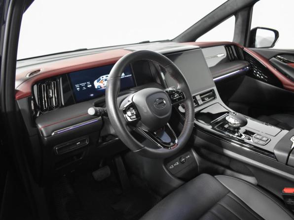 GAC M8 с пробегом 2024 года, цена 4 298 960 рублей, 33000 км, минивэн, Автокод Объявления