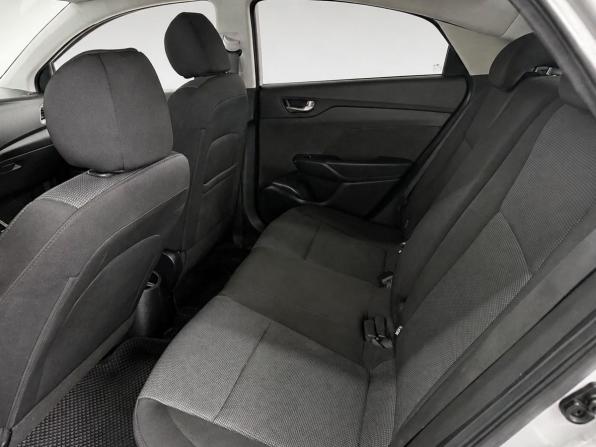 Hyundai Solaris II с пробегом 2019 года, цена 1 079 000 рублей, 140941 км, седан, Автокод Объявления