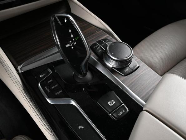 BMW 5 серии VII (G30/G31/G38) с пробегом 2019 года, цена 4 379 000 рублей, 180201 км, седан, Автокод Объявления