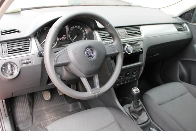 Skoda Rapid I с пробегом 2016 года, цена 1 223 000 рублей, 89834 км, лифтбек, Автокод Объявления