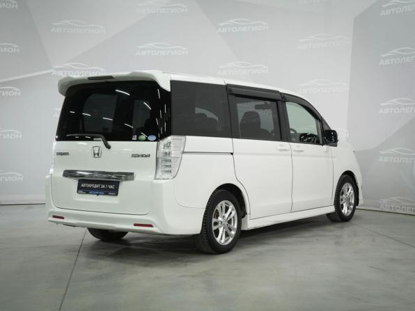 Honda Stepwgn IV Рестайлинг с пробегом 2013 года, цена 1 575 000 рублей, 287894 км, минивэн, Автокод Объявления