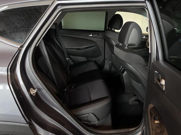 Hyundai Tucson III с пробегом 2017 года, цена 1 800 000 рублей, 120500 км, внедорожник, Автокод Объявления