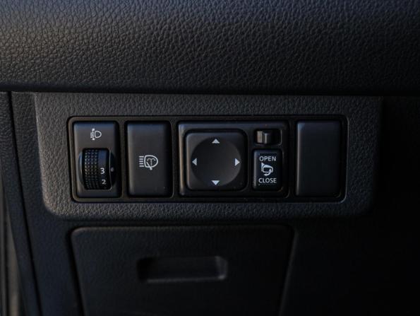Nissan Tiida I Рестайлинг с пробегом 2010 года, цена 740 000 рублей, 118956 км, хэтчбек, Автокод Объявления