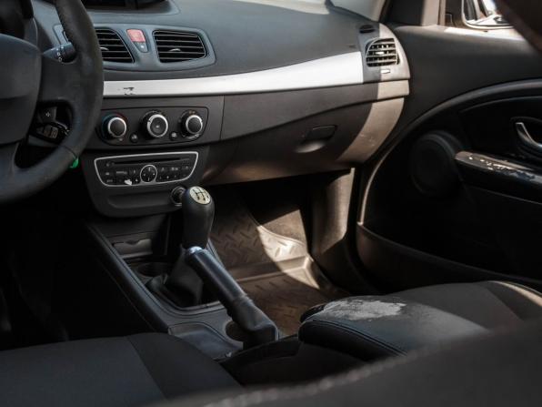 Renault Fluence I с пробегом 2010 года, цена 560 000 рублей, 186474 км, седан, Автокод Объявления