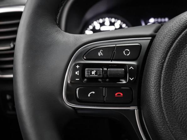 Kia Sportage IV с пробегом 2017 года, цена 2 099 000 рублей, 66946 км, внедорожник, Автокод Объявления