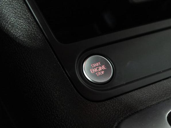 Volkswagen Tiguan I Рестайлинг с пробегом 2016 года, цена 1 589 777 рублей, 67518 км, внедорожник, Автокод Объявления