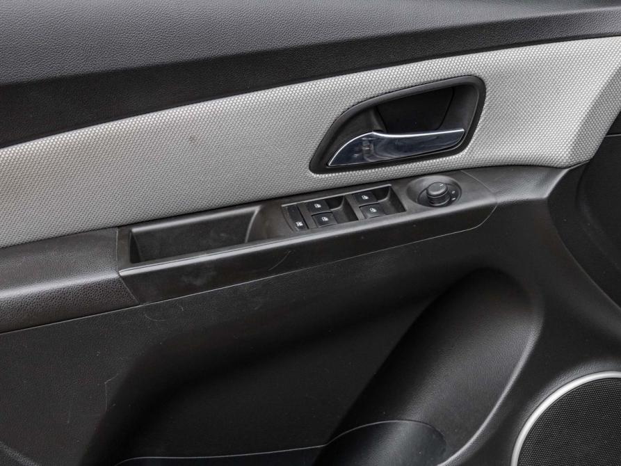 Chevrolet Cruze I Рестайлинг Казань  - изображение 9