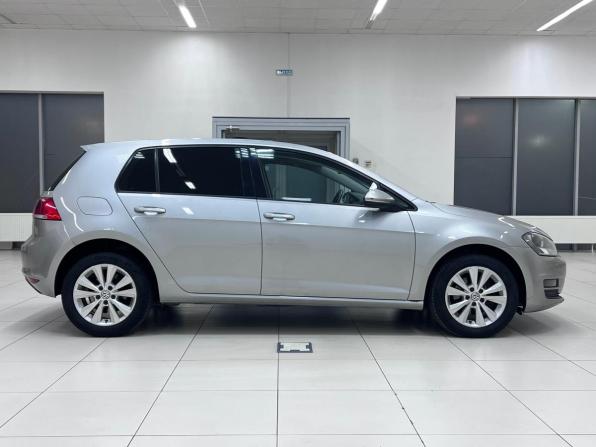 Volkswagen Golf VII с пробегом 2013 года, цена 999 000 рублей, 279035 км, хэтчбек, Автокод Объявления