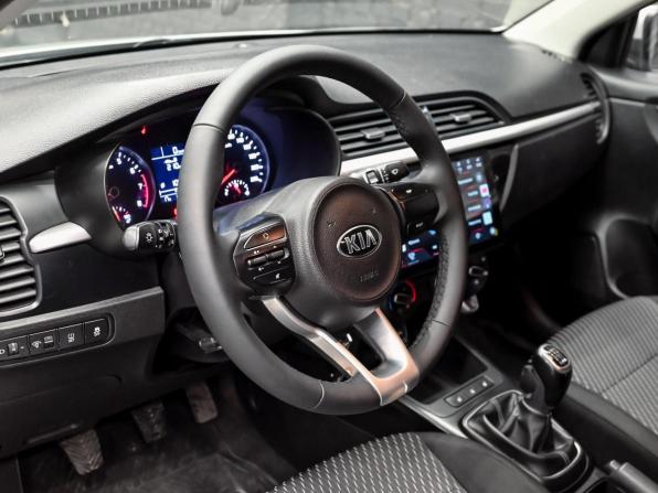 Kia Rio IV с пробегом 2018 года, цена 1 300 000 рублей, 124270 км, седан, Автокод Объявления