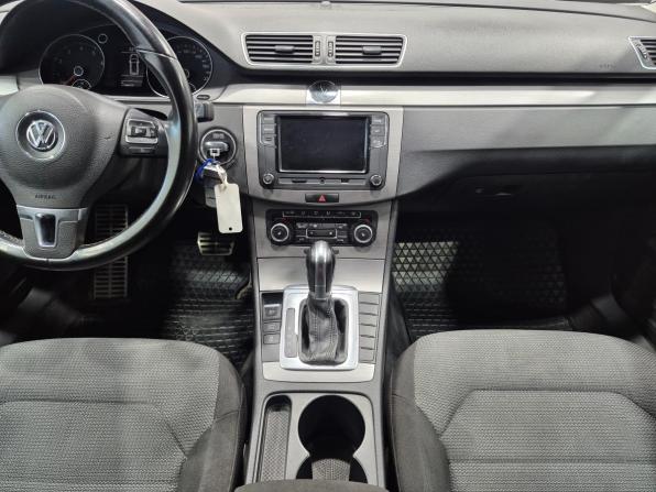 Volkswagen Passat B7 с пробегом 2011 года, цена 900 000 рублей, 120000 км, универсал, Автокод Объявления