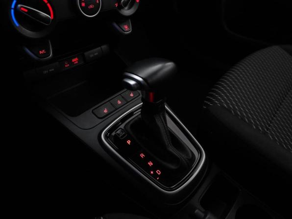 Kia Rio IV с пробегом 2020 года, цена 1 349 785 рублей, 140451 км, хэтчбек, Автокод Объявления