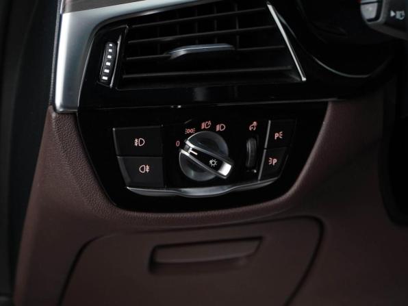 BMW 5 серии VII (G30/G31/G38) с пробегом 2018 года, цена 3 765 444 рубля, 77763 км, седан, Автокод Объявления