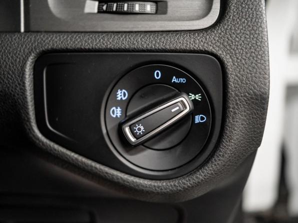 Volkswagen Golf VII с пробегом 2013 года, цена 950 000 рублей, 167480 км, универсал, Автокод Объявления