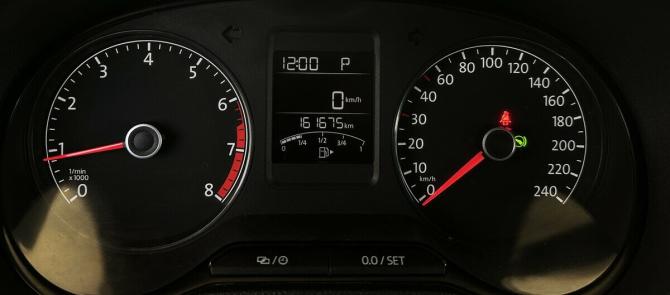 Volkswagen Polo V Рестайлинг с пробегом 2016 года, цена 990 000 рублей, 161675 км, седан, Автокод Объявления