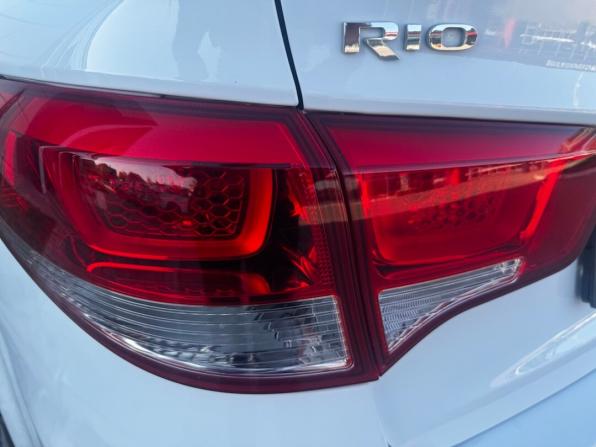Kia Rio III Рестайлинг с пробегом 2015 года, цена 949 900 рублей, 126297 км, седан, Автокод Объявления