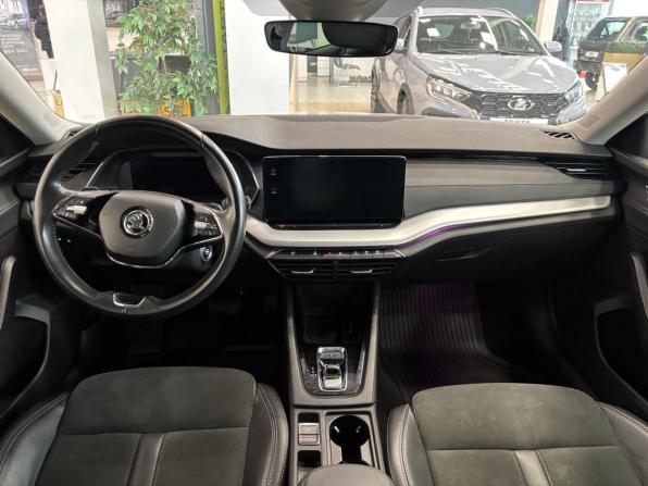 Skoda Octavia IV (A8) с пробегом 2021 года, цена 2 259 000 рублей, 58800 км, лифтбек, Автокод Объявления