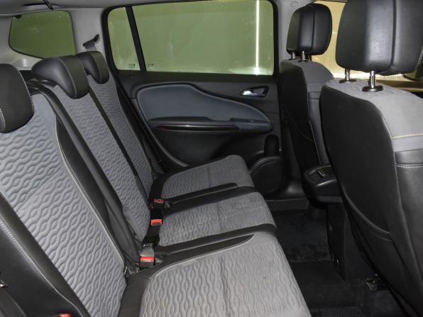 Opel Zafira C с пробегом 2013 года, цена 860 000 рублей, 310256 км, компактвэн, Автокод Объявления