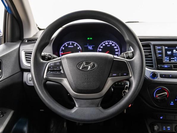 Hyundai Solaris II с пробегом 2018 года, цена 1 148 000 рублей, 121203 км, седан, Автокод Объявления
