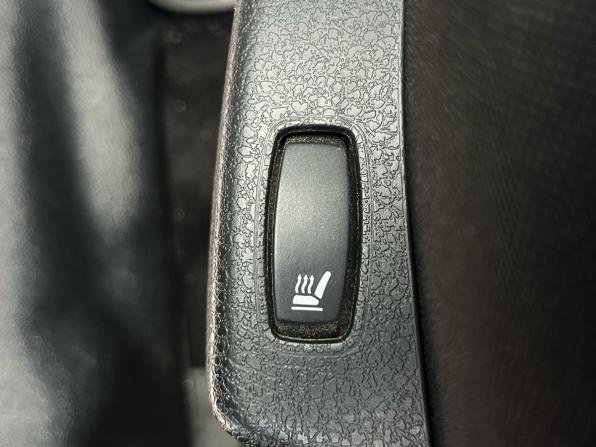 Renault Sandero II Рестайлинг с пробегом 2020 года, цена 1 090 000 рублей, 121227 км, хэтчбек, Автокод Объявления
